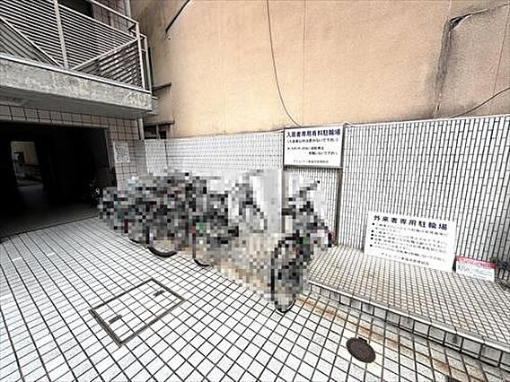 駐輪場