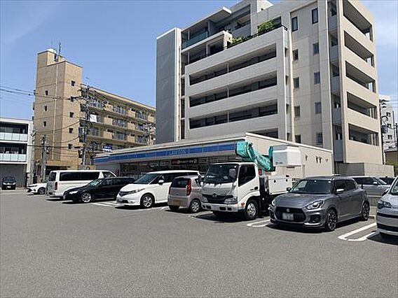 ローソン福岡香...