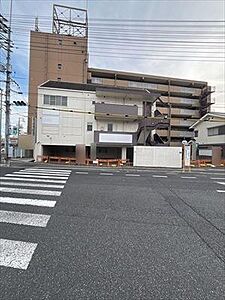外観:現地(2025年12月撮影) 外観:現地(2025年12月撮影)