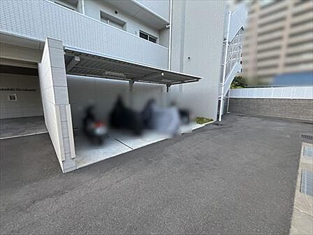 バイク置場