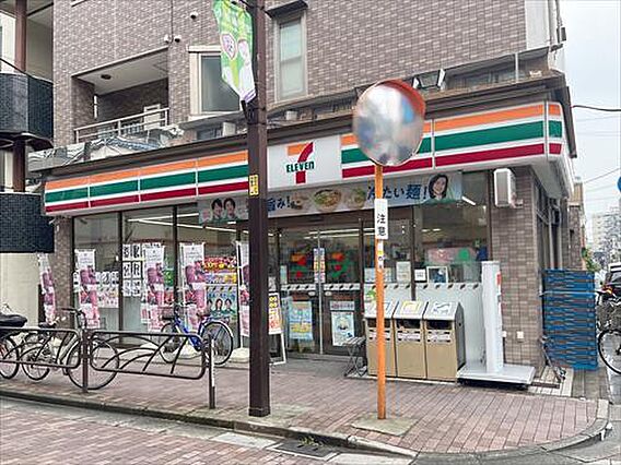 セブンイレブン...