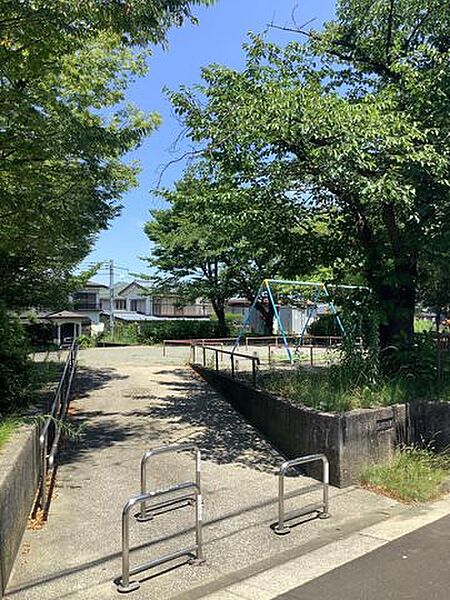 周辺を拡大表示