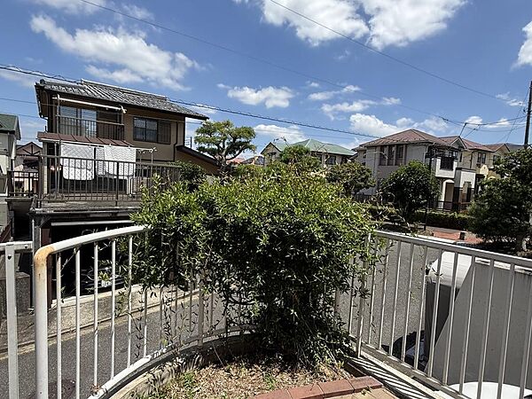 玄関を拡大表示