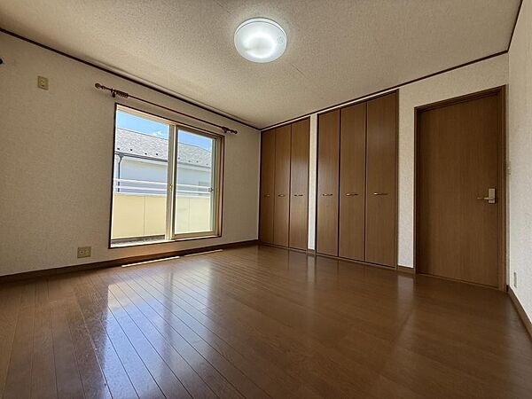 寝室を拡大表示