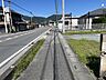 外観：前面道路2