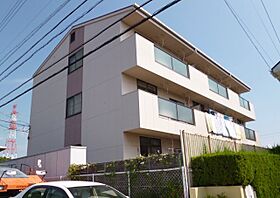 メゾン晃梅 103 ｜ 愛知県日進市梅森台2丁目194番地（賃貸マンション3LDK・1階・63.22㎡） その1