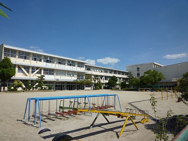 画像30:【小学校】津島市立神守小学校まで475ｍ