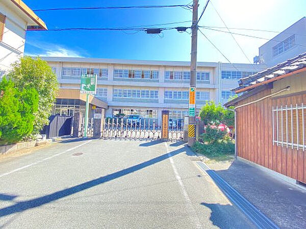 画像23:【小学校】松阪市立第四小学校まで424ｍ