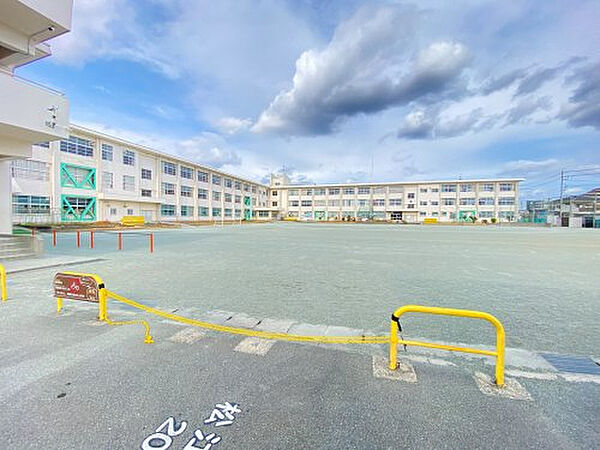 画像26:【小学校】松阪市立松江小学校まで869ｍ