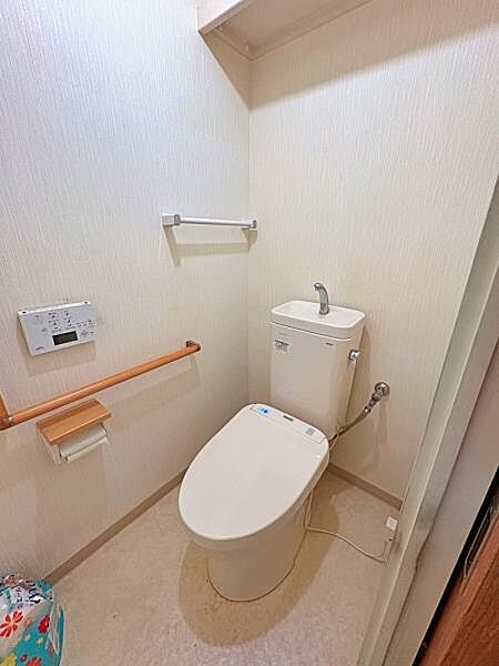 トイレを拡大表示