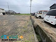 接している水路