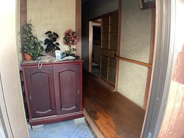 玄関