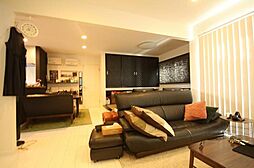 姶良市松原町3丁目12-16 4SLDKのリビング/ダイニング