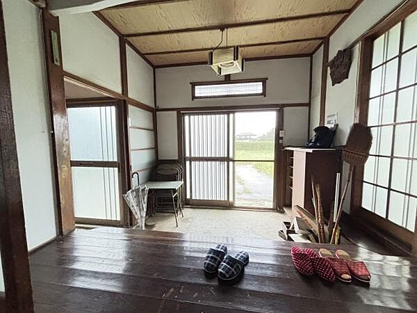 玄関