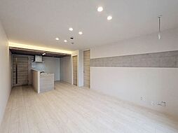 クオリスタ　エムズ