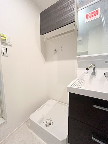 画像22:室内洗濯機置き場ももちろん完備。防水パンつきで万が一の際にも便利です。