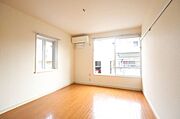 【洋室】うれしい冷暖房エアコン1台付き♪