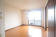 【7．0帖洋室】うれしいエアコン1台付き♪