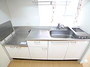 【キッチン】シングルレバー混合水栓仕様です。※備品は設置イメージの為、付属しておりません。