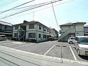 ＡＢ棟の2棟建てのアパートです