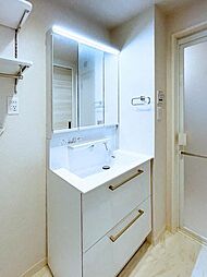 洗髪のできる洗面化粧台です♪