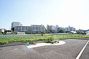 ペット可物件なので、水飲み場などもございます♪