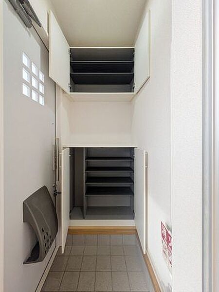 apartment 茨城県常総市内守谷町きぬの里３丁目7-7
地図を見る