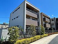 埼玉県草加市谷塚上町41-8：物件画像／シャーメゾンショップ　株式会社セイコービル管理