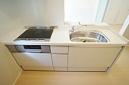 【キッチン】3口ＩＨコンログリル付きです