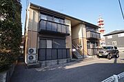 ■外観■　積水ハウス施工シャーメゾン！外壁塗装済み！各世帯駐車場2台付き（無料）！