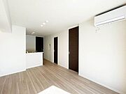 【Ｌｉｖｉｎｇ】独りでも、友人とでも、夫婦でも、みんなが、楽しくゆっくり過ごせる空間をご提案致します。