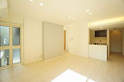 ニュートーム67 00103 1階2LDKの室内