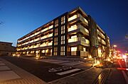 積水ハウス施工のシャーメゾン／ホテルを彷彿させる共用部の内包空間がステータスを感じさせる仕様♪