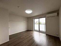 イルシオンII 00301 3階1Kの室内