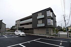 ピアチェーボレ 00302 ｜ 千葉県成田市江弁須491-1（賃貸マンション1LDK・3階・43.43㎡） その1
