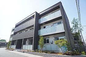 シャーメゾン表町 201 ｜ 群馬県前橋市表町２丁目22-7（賃貸マンション1LDK・2階・48.50㎡） その1