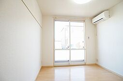 ヴィラ・ブルーノE 202号室 2階1LDKのリビング/ダイニング