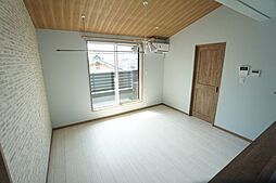 上中居貸住宅 301 3階2SLDKのリビング/ダイニング