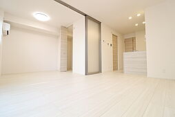 カサ・ルーナ 103 1階2LDKのリビング/ダイニング