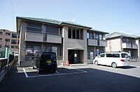群馬県前橋市高井町1丁目29-9：物件画像／シャーメゾンショップ　株式会社エステート