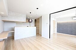 ＜居室・リビング＞最上の心地よさを享受する上質感に溢れるプライベート空間です。