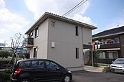 敷地内に駐車場があります。