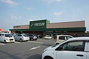 フレッセイフォリオ安堀店まで750Ｍ（徒歩10分）