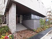 【エントランス前アプローチ】