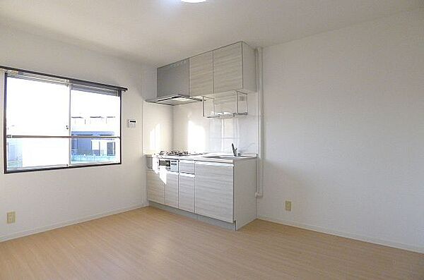 apartment 茨城県取手市東５丁目4-15
地図を見る