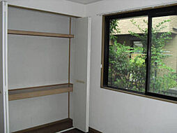 レインボーハイツ　II番館 102 1階2LDKの室内