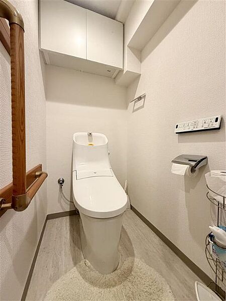 トイレを拡大表示