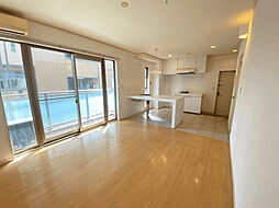 ＨＴ　Ａｐａｒｔｍｅｎｔ 0102 1階1Kのリビング/ダイニング