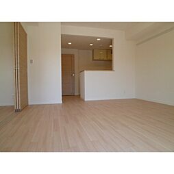 サンライズ江口10 0102 1階2LDKのリビング/ダイニング