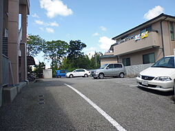 4 / 4